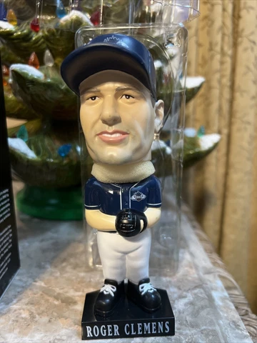 2002 ROGER CLEMENS MLB BASEBALL BOBBLEHEAD DOLL NEW W/BOX Cover