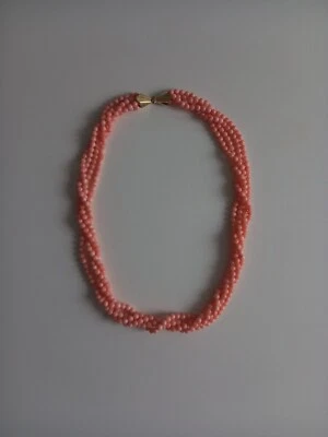 Collana di corallo rosa con chiusura in oro giallo - Immagine 1 di 2