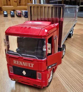 Renault AE500 Knickgelenkte LKW Sattelzugmaschine & Anhänger Modell 1999 - Rot & Silber - Bild 1 von 8