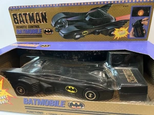 Vintage ToyBiz Batman Remote Control RC Batmobile- Boxed/ Unused- Rare - Picture 1 of 6