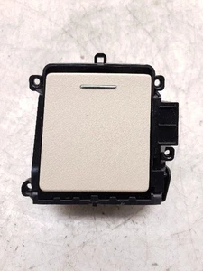 13 14 15 16 17 18 Lexus ES300H Cup Holder Tan LB01 - Picture 1 of 12