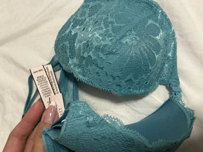Victoria's Secret Mujer Push-Up 32A Verde azulado Foto 1 de 3