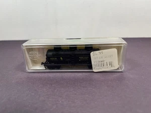 Model Power N Scale Train 3418 3 Dome Tank Car HERCULES POWDER COMPANY HPCX 575 - Picture 1 of 6