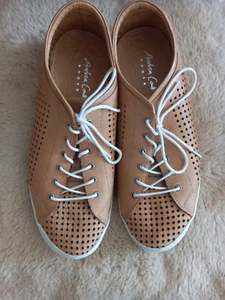 Schöne Sommerschuhe Größe 41 braun mit Luftlöchern / Marke Andrea Conti/ wie neu - Bild 1 von 3