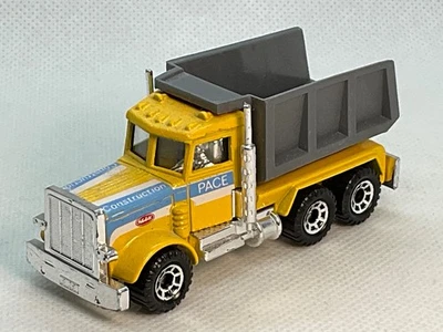 Moko Matchbox Lesney 1981 Peterbilt Quarry Truck Superfast - Image 1 of 4