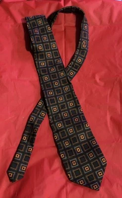 Kilburne & Finch - Corbata para hombre cuadrada negra y naranja 100 % seda 4" W x 59" L Foto 1 de 4