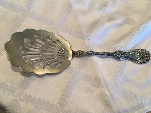 “Radiant” byWhiting Sterling Silver Tomato Server c.1896~ Monogrammed - Picture 1 of 12