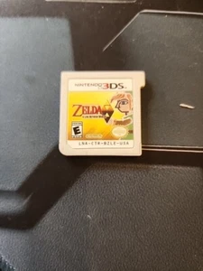 The Legend of Zelda: A Link Between Worlds Nintendo 3DS Game Cartridge - Picture 1 of 3
