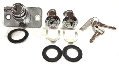 Cerradura de puerta trasera ORIGINAL + llaves LADA 2104 llaves cerradura puerta trasera Foto 1 de 4