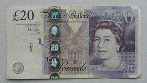 OLD PAPER UK £20 BANK NOTE QUEEN ELIZABETH ADAM SMITH ANDREW BAILEY CH15 202001 - Picture 1 of 4