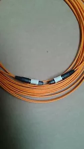 30 m MTP (MPO) 50/125 Multimode 12 Strang Glasfaserkabel Buchse auf Buchse - Bild 1 von 2