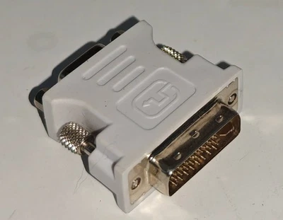 VGA zu DVI Adapter - Bild 1 von 3
