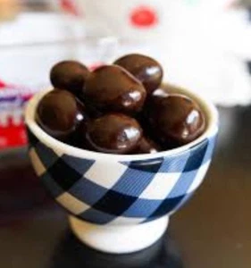 DARK CHOCOLATE COVERED DRIED CHERRIES TASTY- VALUE BULK BAG PRICE PICK YOURS NOW - Picture 1 of 3