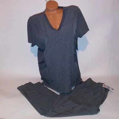 Conjunto Médico Hanes Ajuste Cómodo Pantalones y Top Calce Atlético Gris Sólido Amplio Bolsillos Foto 1 de 4