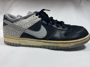 NIKE SB DUNK LOW CL AIR JORDAN III 3 BLACK CEMENT GREY OFF WHITE FIRE RED Men 13 - Picture 1 of 14