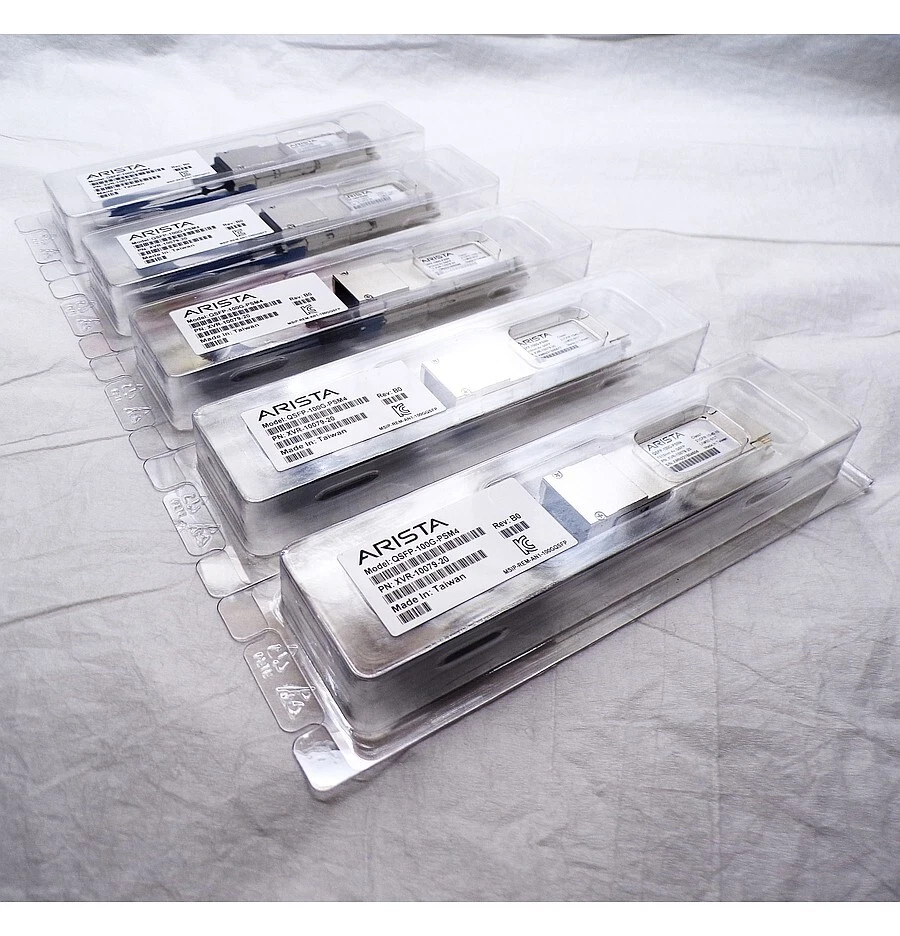 Genuine ARISTA QSFP-100G-PSM4 Optical Transceiver XVR-10079-20