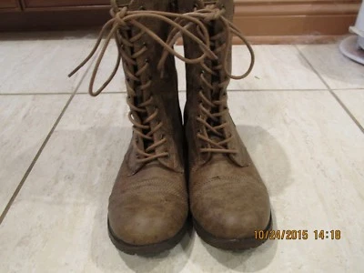 Rampage Size 81/2 Brown/gray womans boots - Image 1 of 4