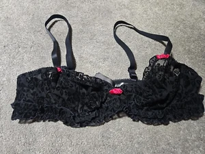 BRAS N THINGS SIZE 14B BLACK LACE WITH VELOUR FABRIC - EUC - Picture 1 of 11