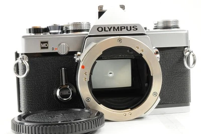 [Eccellente+++] Fotocamera reflex Olympus OM-1 35mm MF con tappo corpo e adattatore flash - Immagine 1 di 4