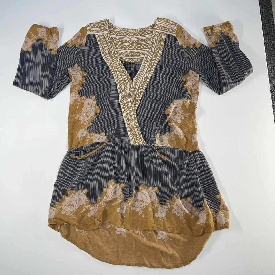 Top túnica Free People Boho floral a rayas de encaje M azul mostaza manga 3/4 campesino Foto 1 de 4