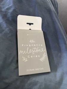Pregnancy Milestone Cards - Picture 1 of 2