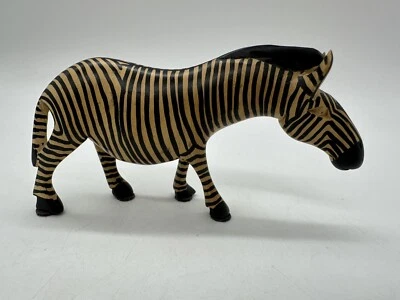 Estatuilla de animal cebra hecha a mano de madera 6" Foto 1 de 4