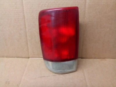 Luz trasera trasera para pasajero Chevrolet Blazer S10 2000 Foto 1 de 3