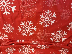 72x72 Fabric Shower Curtain Red Snowflakes Christmas 67 - Picture 1 of 2