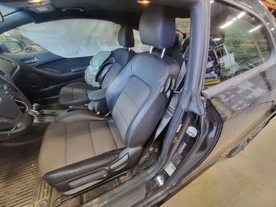 Driver Front Seat Bucket  Coupe Cloth Fits 14-16 FORTE 513901 Foto 1 de 2