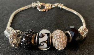 Silber Schlangenkette Bettelarmband mit schwarz WEISS Murano GLAS & Kristall PERLEN - Bild 1 von 6