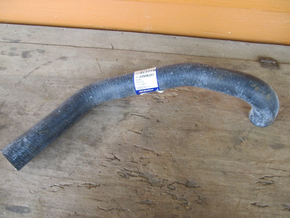 Radiator Coolant Hose-Molded Upper ACDELCO PRO 22331M 96-01 Ford Explorer - Image 1 of 1