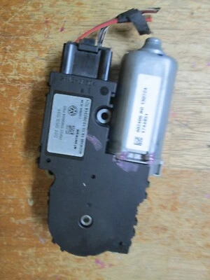 Actuador motor techo corredizo Volkswagen Passat 2012-2018 561,959,591 OEM Foto 1 de 4