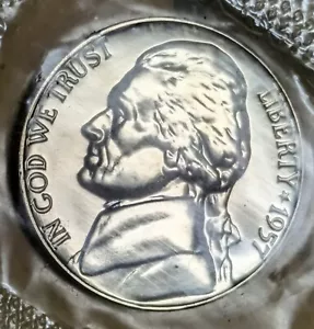 * 1957 Jefferson Nickel No Mint Mark PC UNC Orig Plastic Brilliant Silver RARE * - Picture 1 of 11