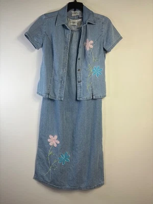 Studio Ease Sz 8 Denim 2 Piece Set Button Shirt and Pullover Embroidered Dress - Image 1 of 4