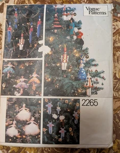 Vintage Vogue Patrón 2265 30 Cascanueces Ballet Adornos de Navidad, Sin Cortar - Imagen 1 de 2