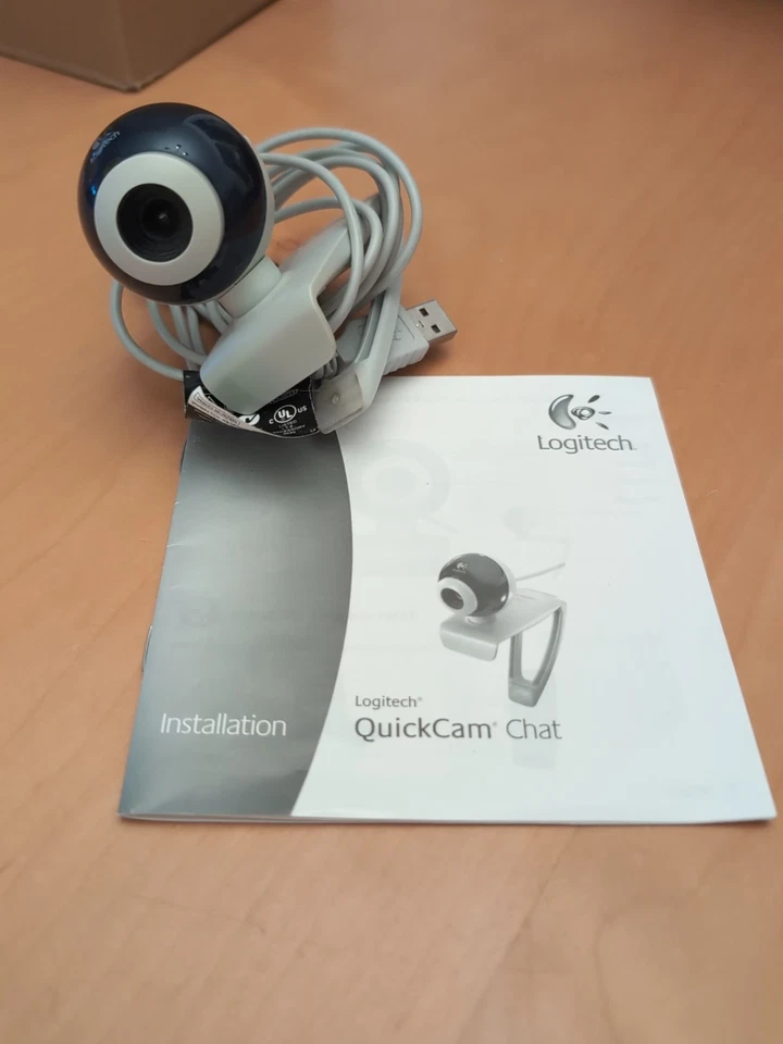 Cámara web Logitech Quickcam con cable con clip V-UAP42 Chat Express cámara USB Foto 1 de 1