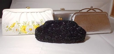 1950/1960 Lot of 4(+1 ) Clutch Purses, sequin/beads, Floral, Silver Faux Leather - Image 1 of 4
