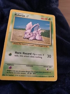 Nidoran Pokémon Card opisom pin Pokémon horn hazard - Zdjęcie 1 z 1