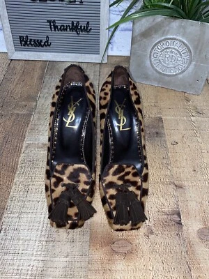 Bombas de cabelo de panturrilha com estampa de leopardo Yves Saint Laurent salto borla tamanho 39 YSL CERTIFICADO DE AUTENTICIDADE - Imagem 1 de 4