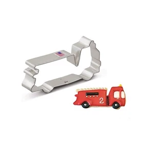 Cortador de galletas de metal FIRE TRUCK 5,1" X 2,5" de Ann Clark - Imagen 1 de 1