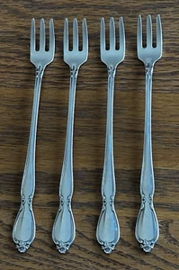 ONEIDA CHATELAINE STAINLESS SET OF 4 COCKTAIL SEAFOOD FORKS 6" BEAUTIFUL - Picture 1 of 8