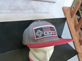 Vintage Nintendo controller NES OSFM snapback baseball cap hat embroidered 14+
