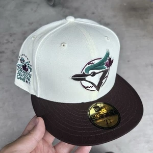 SOMBRERO AJUSTADO TALLA 7 5/8 TORONTO BLUE JAYS CREMA EDICIÓN DOS TONOS NUEVA ERA - Imagen 1 de 3