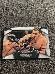 Tarjeta firmada Topps UFC Finest 2012 Tony Ferguson #41 Ip autógrafo ver fotos - Imagen 1 de 3