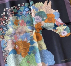 Unbenutzter HERMES Carre 45 Robe Legere Seidentuch lila B 45 cm Japan [Neu] - Bild 1 von 4