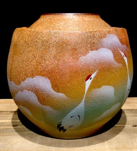 OLD HAND PAINTED ORIENTAL ARTIST CHINESE/JAPANESE ART POTTERY POT VASE, SIGNED - Picture 1 of 8