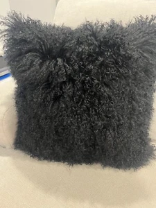 A set (2) 100% Real Mongolian Tibetan Lamb Fur Decorative Pillow Wool Fur Black - Picture 1 of 4