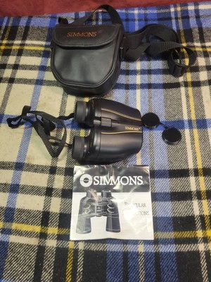 Simmons Binoculars 7-15x25 Compact With Case - Image 1 of 4