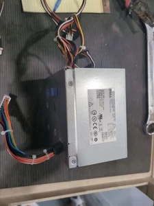 Fuente de alimentación DELL 0WU133 F305P-00 305W ATX 24 PINES ATX 12V SATA FDD PSU para OptiPlex 760 960 - Imagen 1 de 7