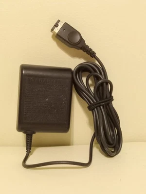 Consola Nintendo GameBoy Advance y Original DS NTR-001 Cargador OEM NTR-002 Foto 1 de 4